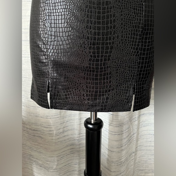 Black python minidress - Picture 4 of 6
